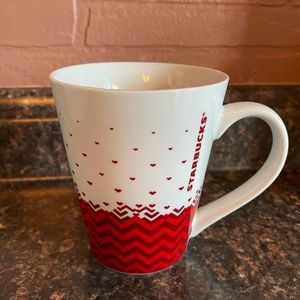 Starbucks 2013 hearts love chevron coffee mug 12 oz